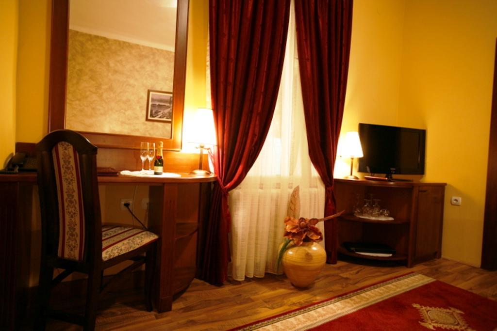 Manjez Centar Hotel Belgrád Szoba fotó